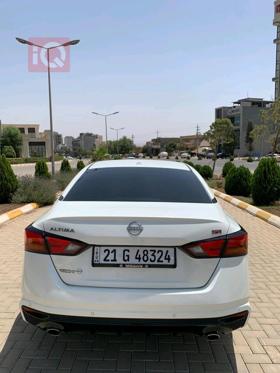 نيسان ألتيما